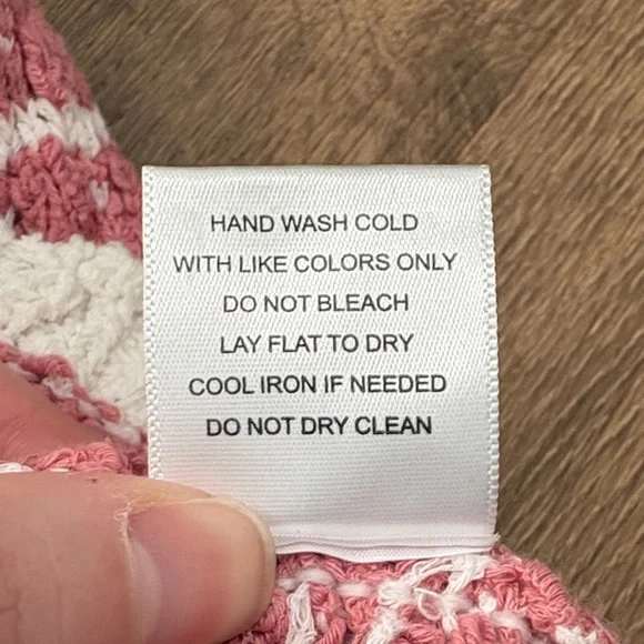 Altar’d State Pink and White Knit Crop Top Size Medium Cottogecore - Picture 6 of 7